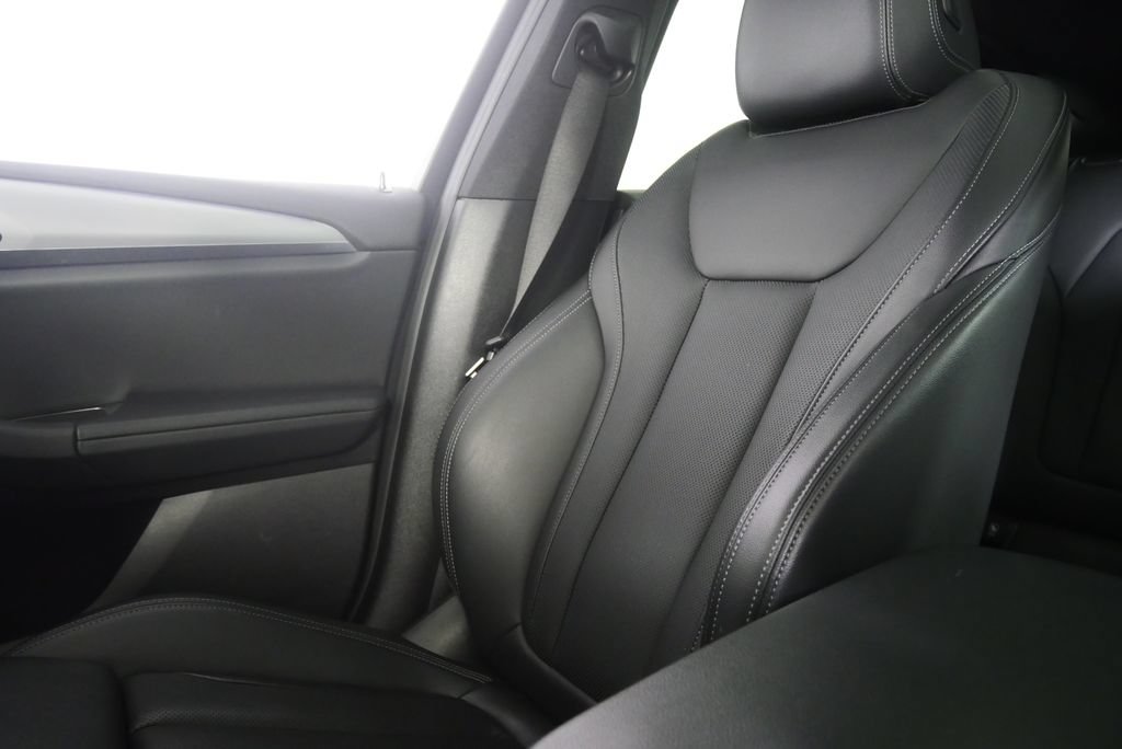 Used 2022 BMW X4 xDrive30i w/ Parking Assistance Package AWD/4WD image 23