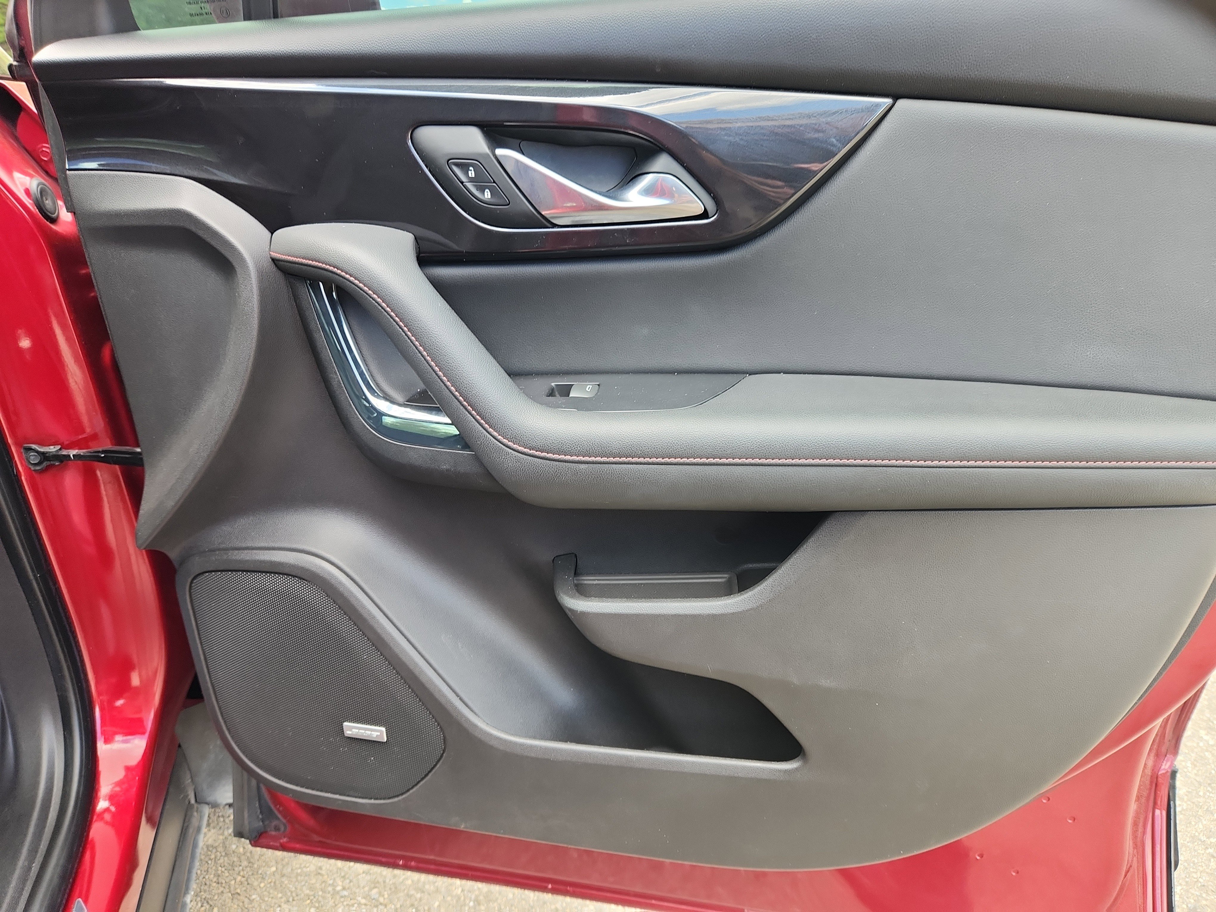 Used 2019 Chevrolet Blazer RS FWD image 53