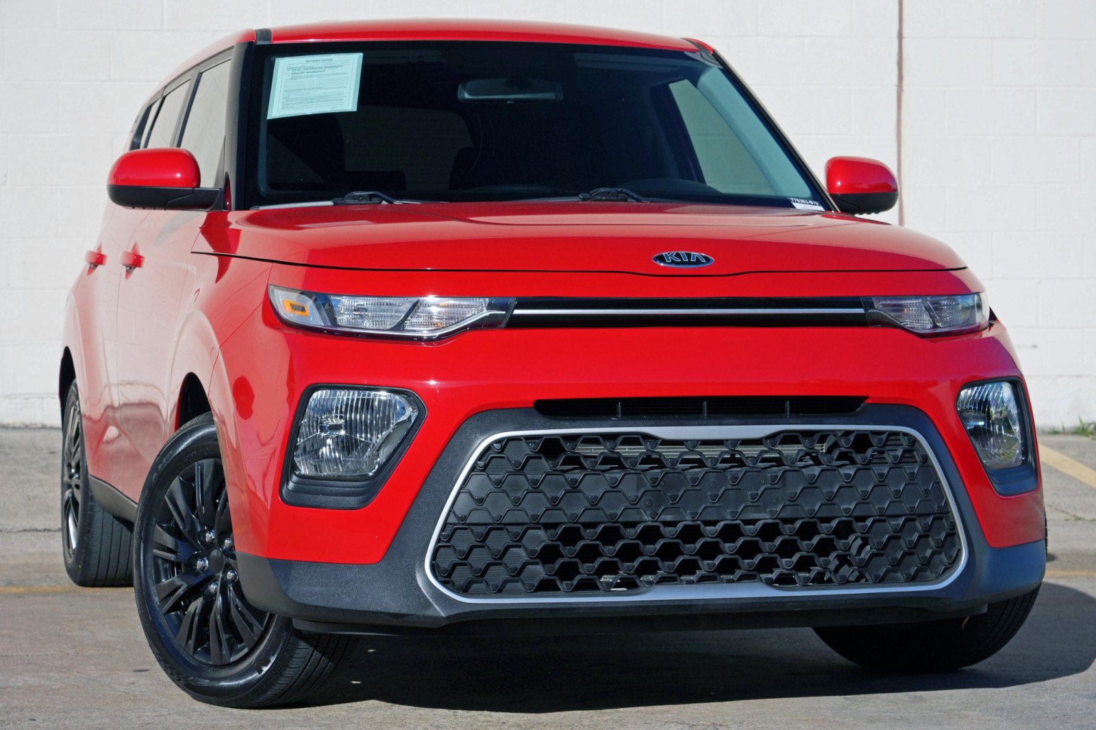 Used 2021 Kia Soul LX FWD image 2