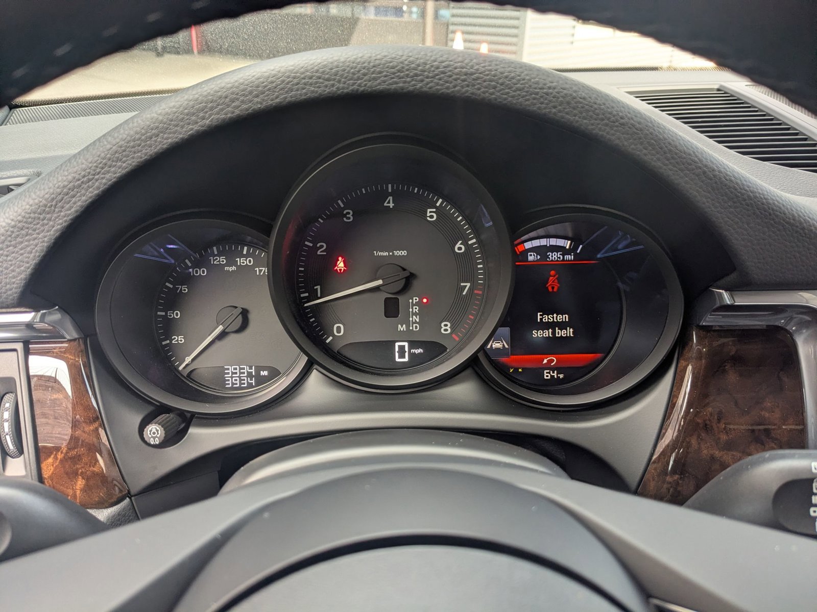 Certified 2026 Porsche Macan Turbo AWD/4WD image 16