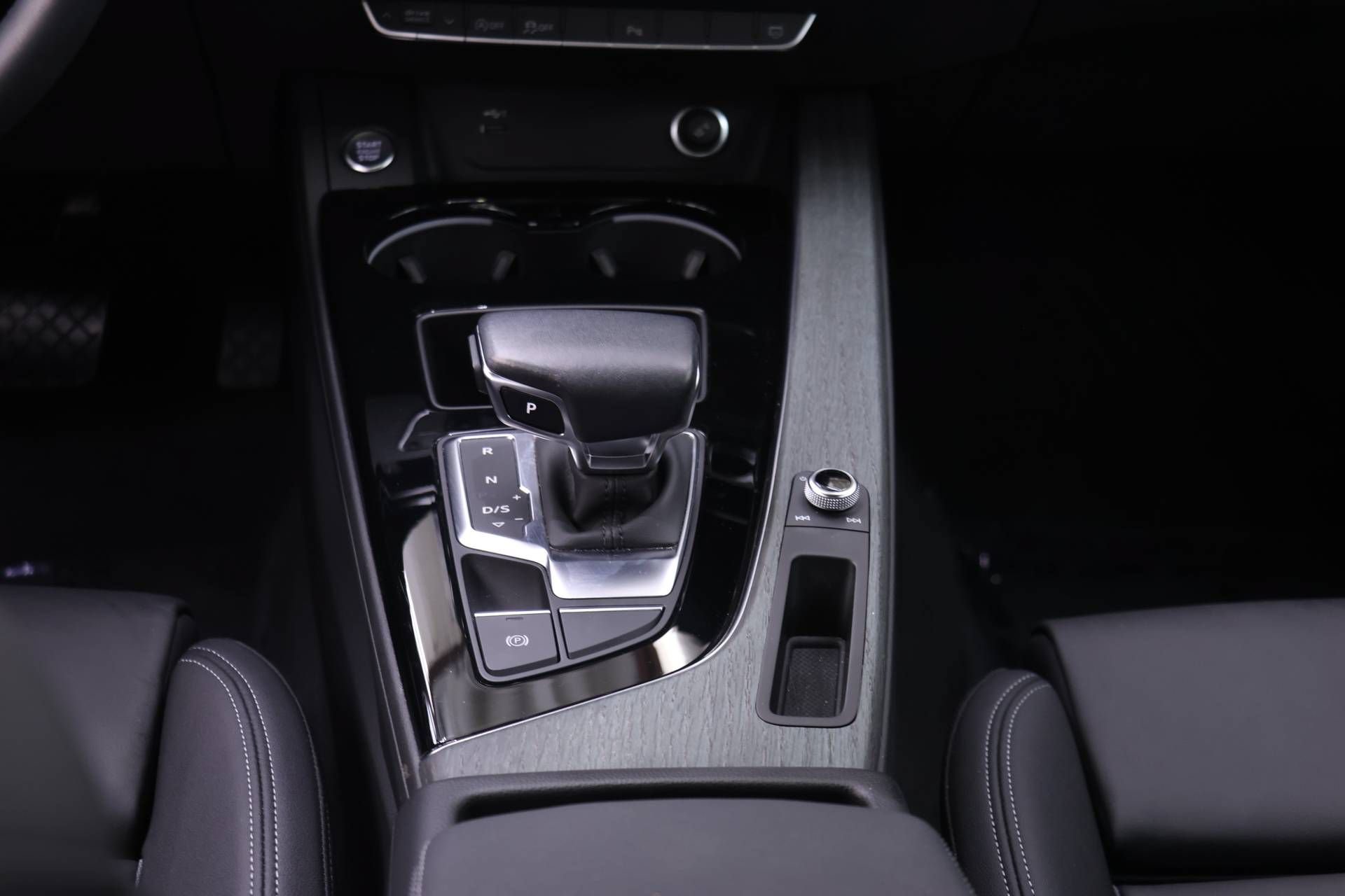 Certified 2023 Audi A4 2.0T Premium w/ Convenience Package AWD/4WD image 23
