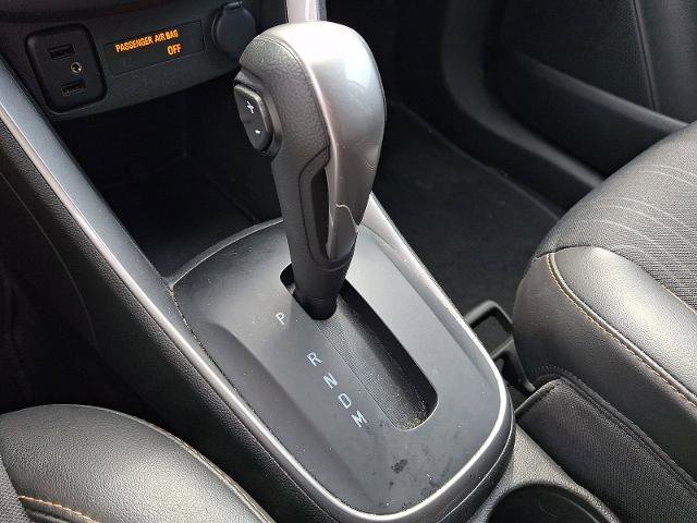 Used 2022 Chevrolet Trax LT w/ LT Convenience Package AWD/4WD image 16