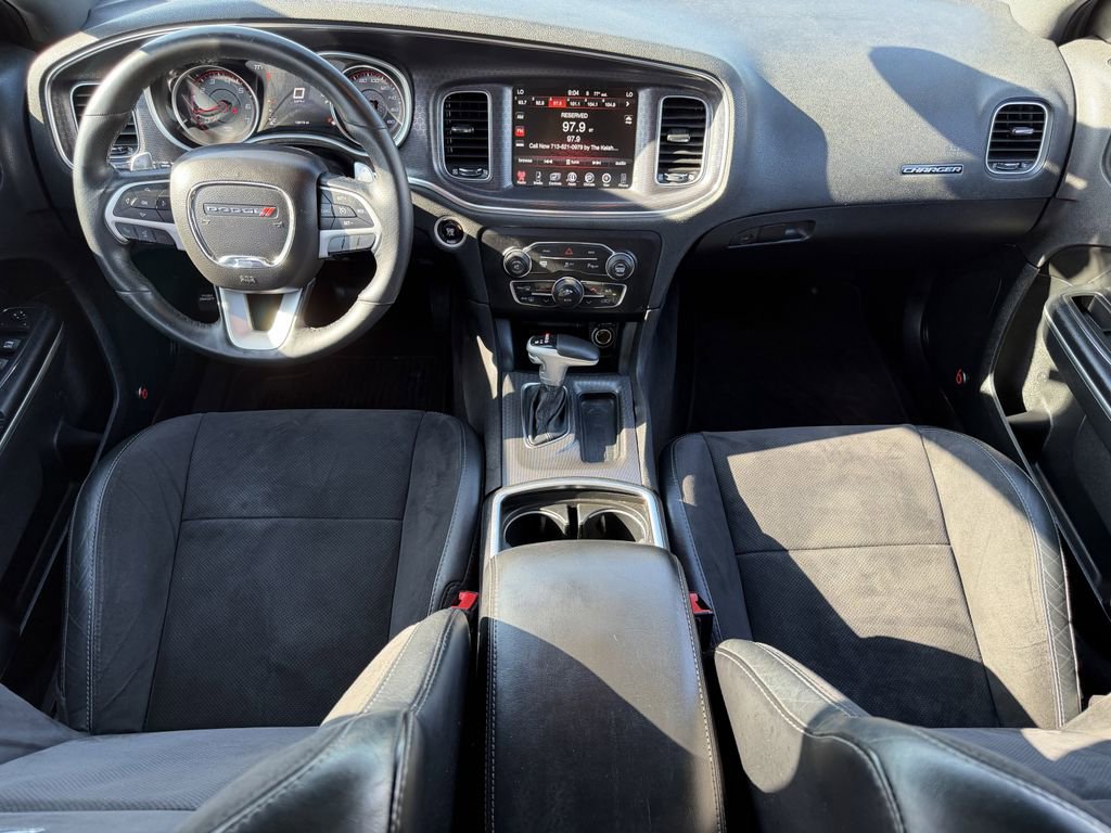 Used 2016 Dodge Charger R/T Scat Pack w/ Beats Audio Group RWD image 13