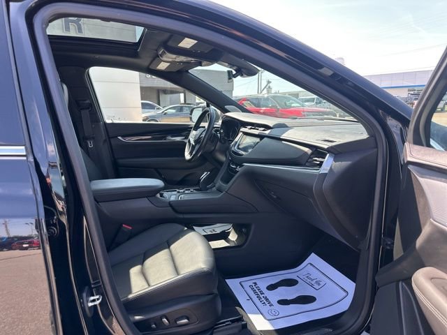 Used 2023 Cadillac XT5 Premium Luxury AWD/4WD image 7