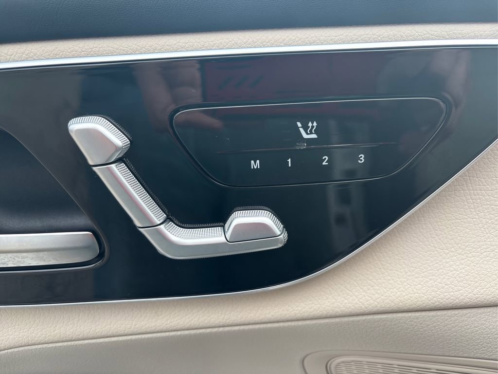 Used 2023 Mercedes-Benz GLC 300 image 37