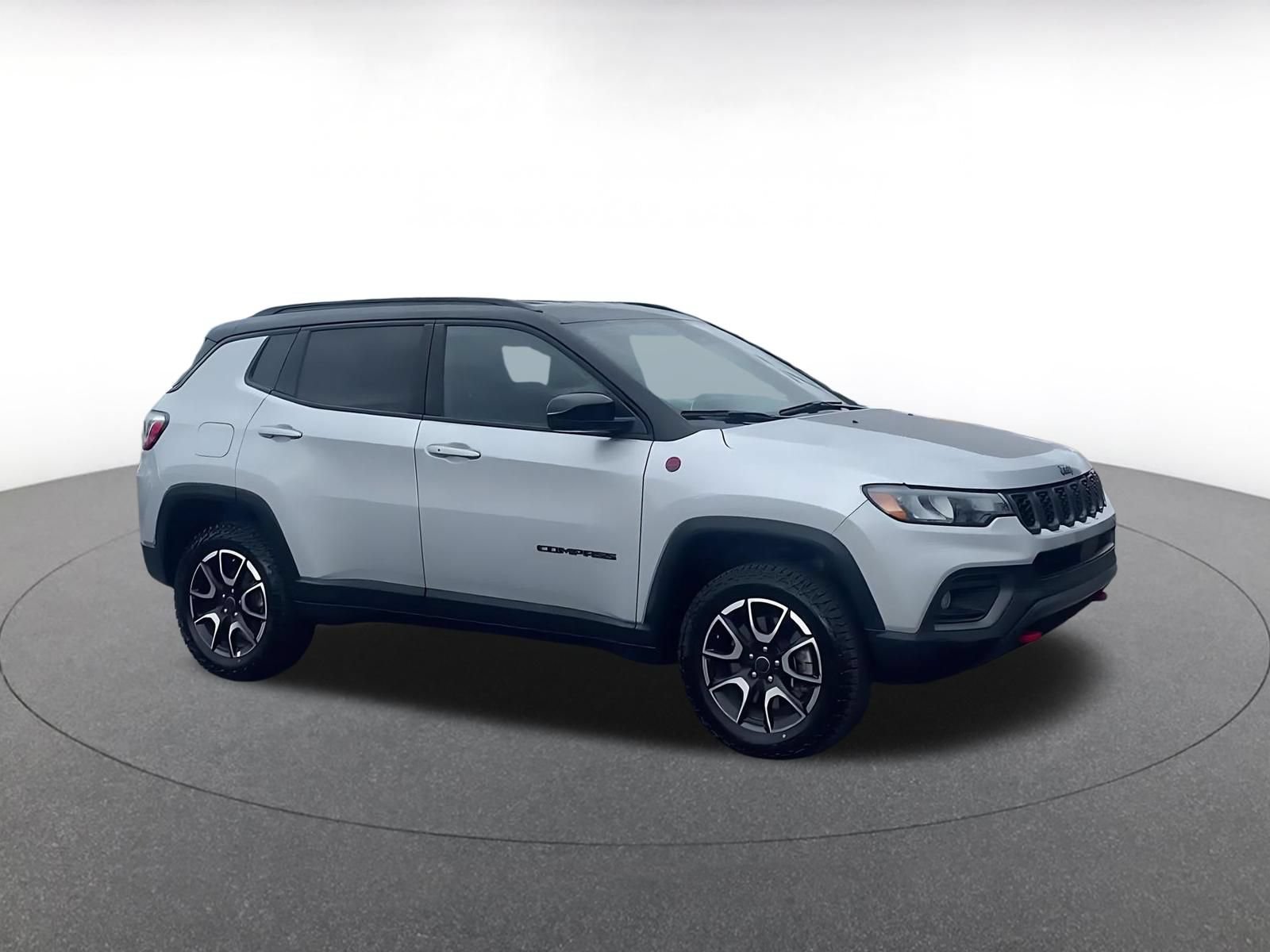 Used 2025 Jeep Compass Trailhawk AWD/4WD video 2