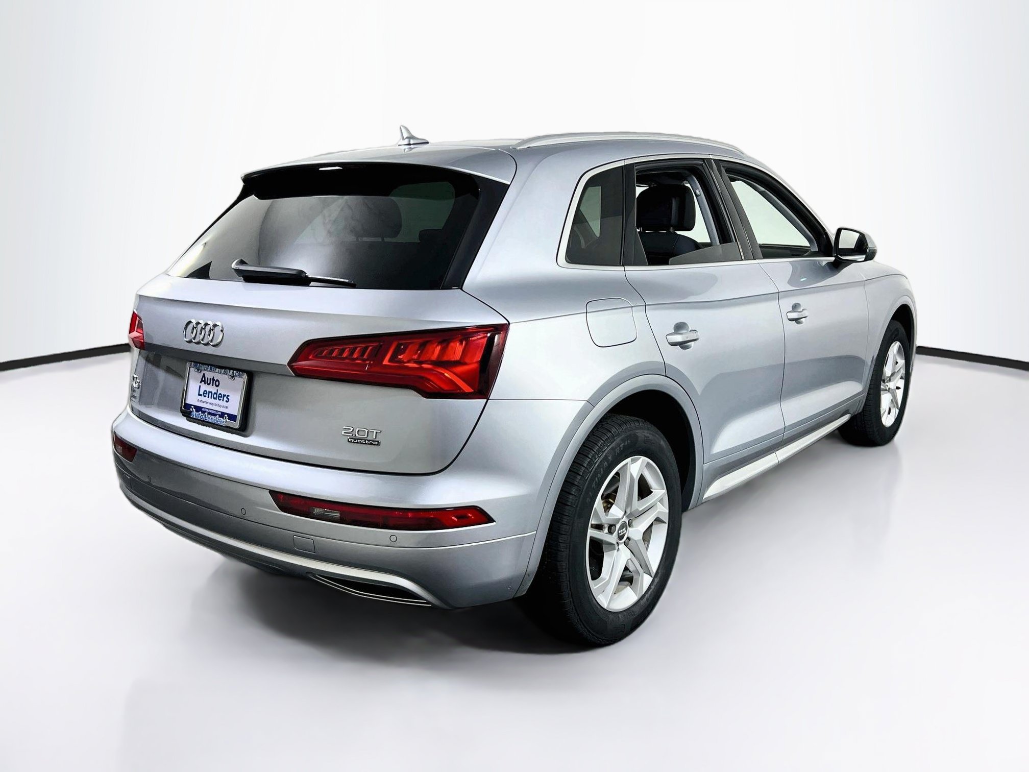 Used 2018 Audi Q5 2.0T Premium Plus w/ Premium Plus Package AWD/4WD image 5