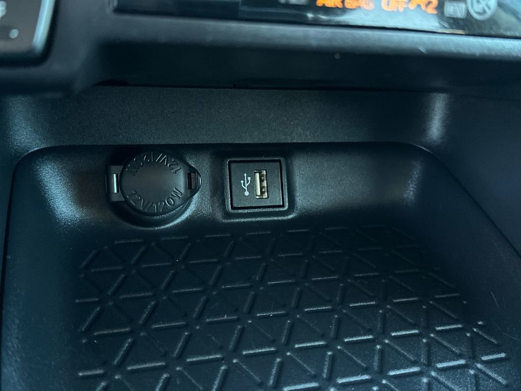 Certified 2025 Toyota RAV4 LE image 28