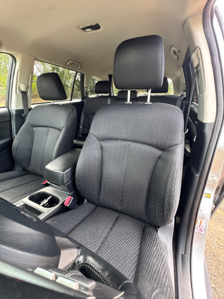 Used 2011 Subaru Outback 2.5i Premium AWD/4WD image 30