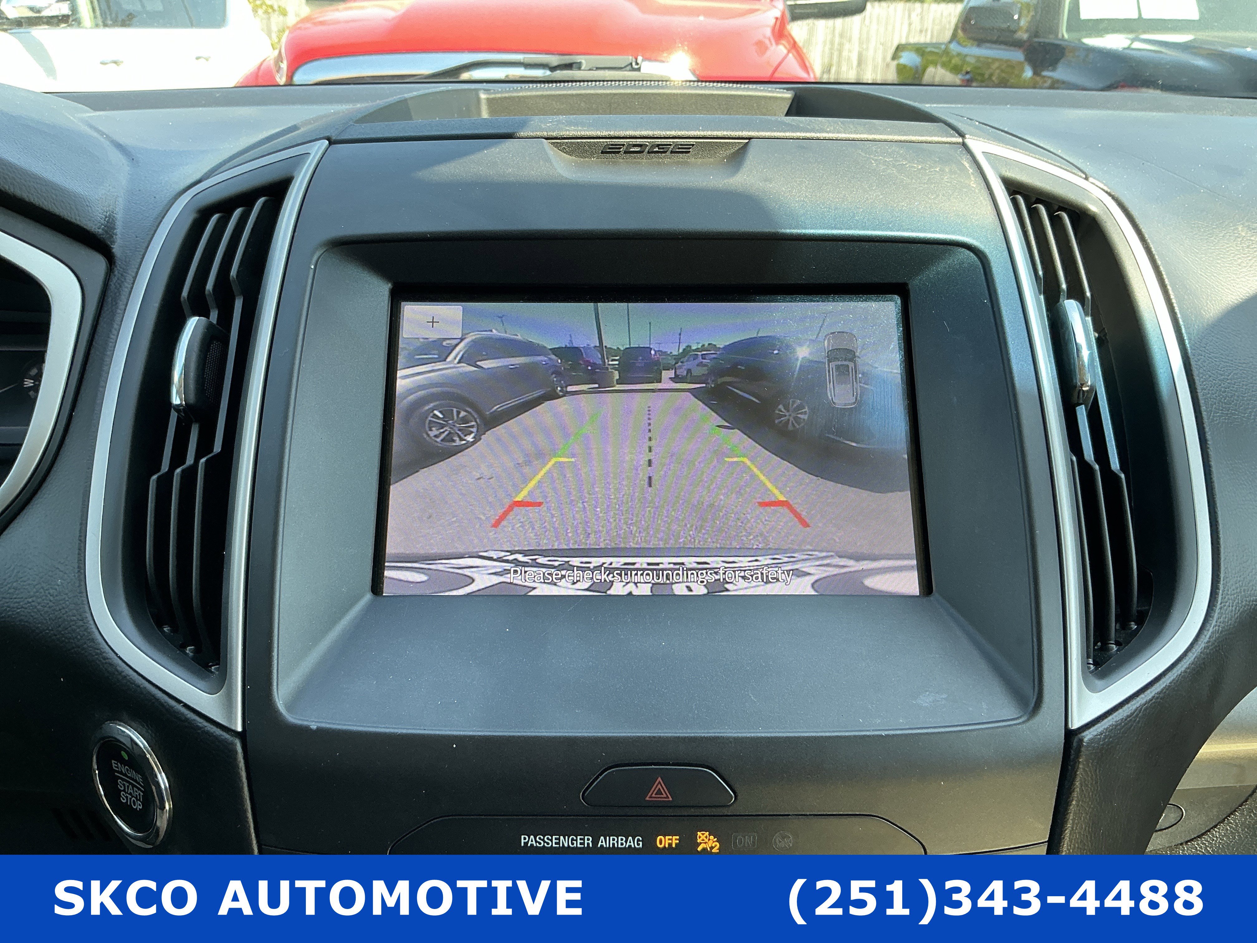 Used 2020 Ford Edge SEL AWD/4WD image 17