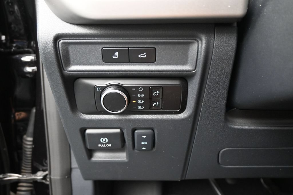 Certified 2024 Ford Expedition XLT AWD/4WD image 15