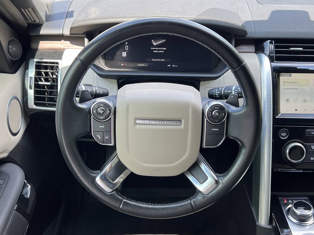 Used 2018 Land Rover Discovery HSE AWD/4WD image 19