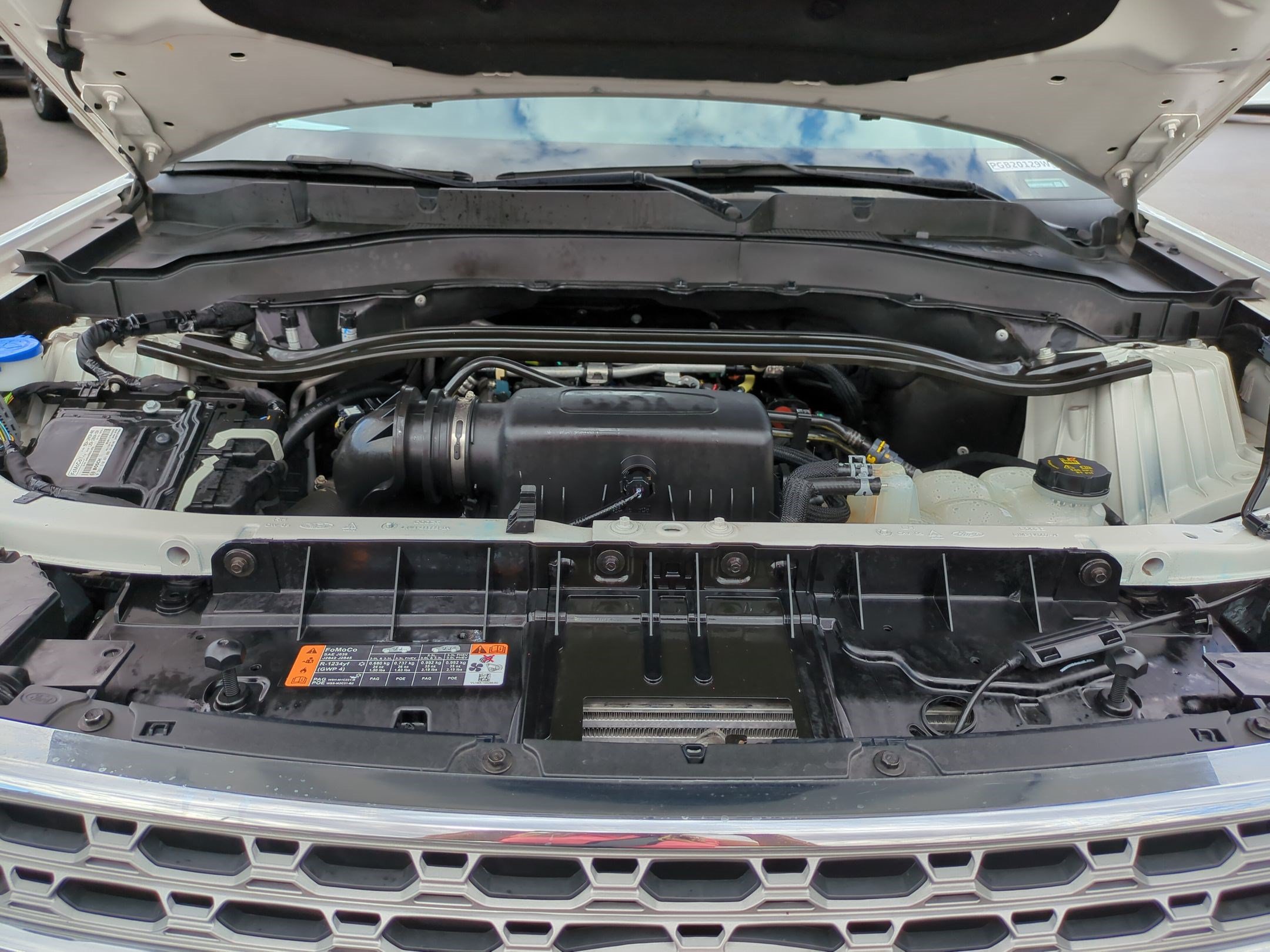 Certified 2023 Ford Explorer Limited AWD/4WD image 34