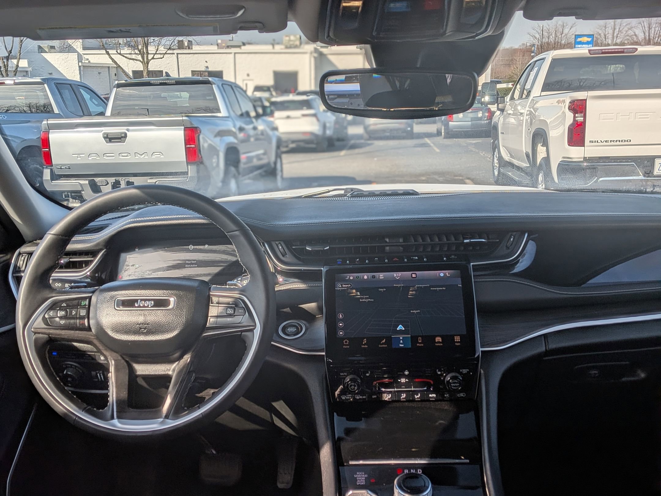 Used 2023 Jeep Grand Cherokee 4WD 4xe image 19