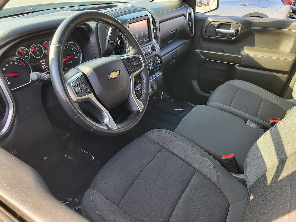 Used 2021 Chevrolet Silverado 1500 LT RWD image 17