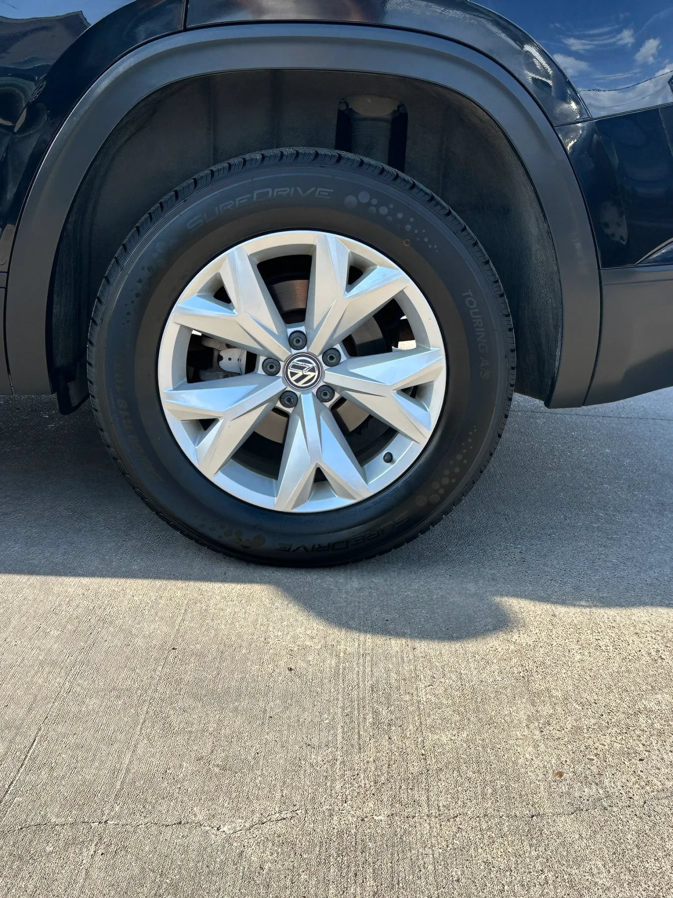 Used 2018 Volkswagen Atlas SE FWD image 18