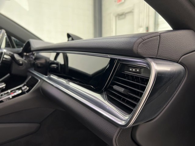 Used 2019 Porsche Panamera image 57