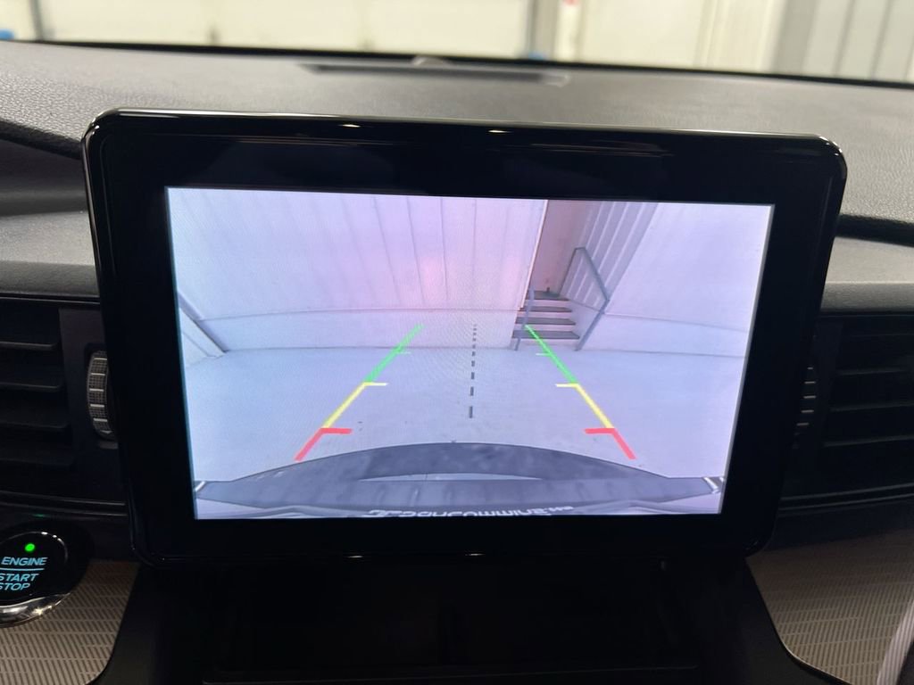 Used 2020 Ford Explorer XLT w/ Comfort Package image 15