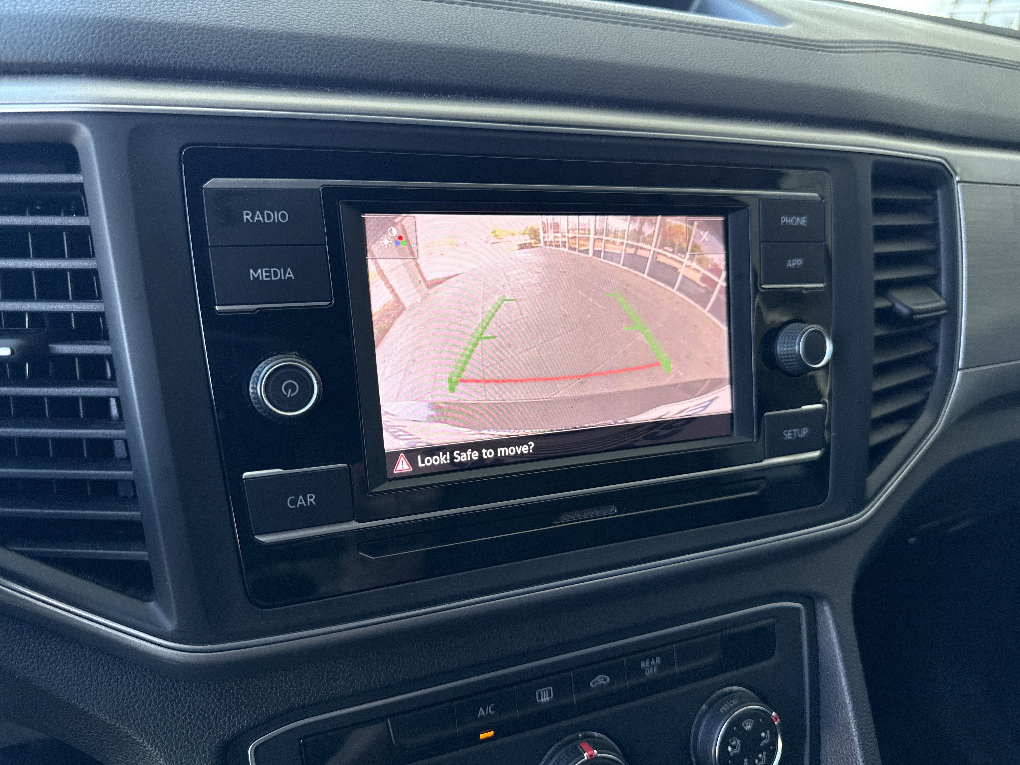 Used 2019 Volkswagen Atlas S FWD image 23