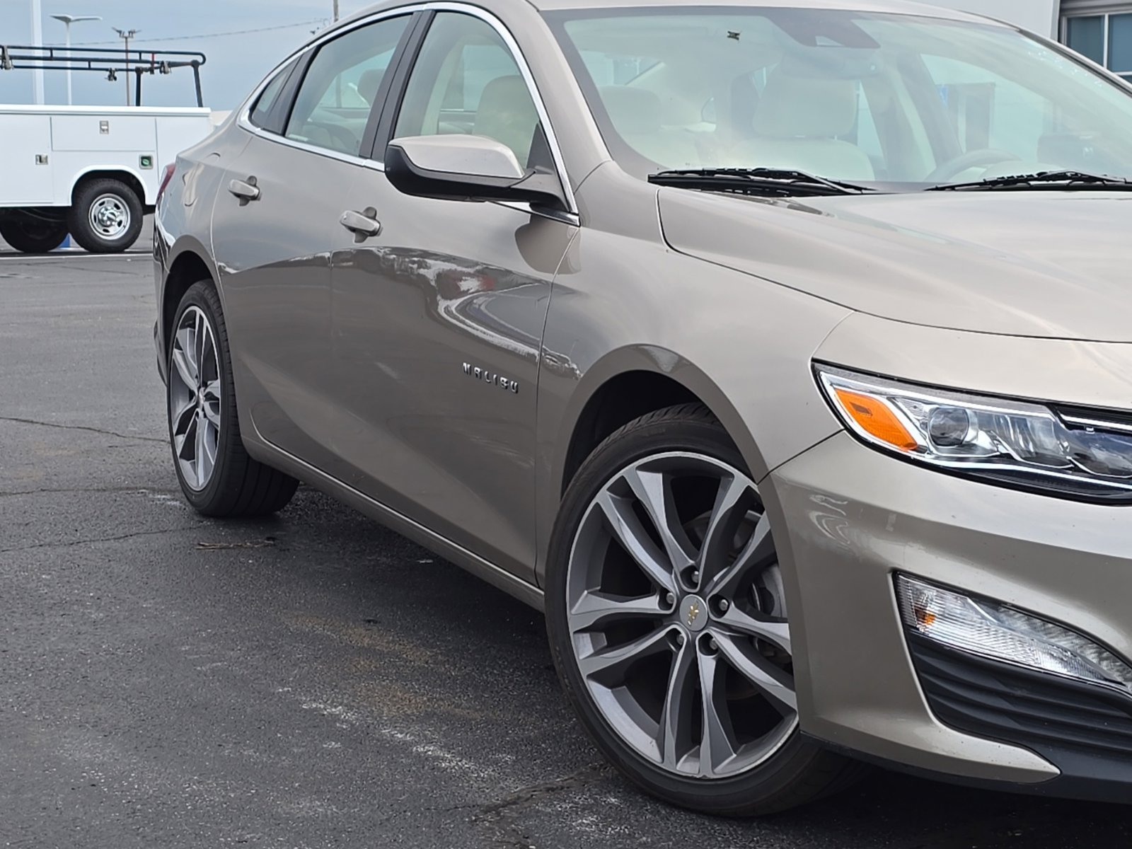 Used 2024 Chevrolet Malibu LT FWD image 57