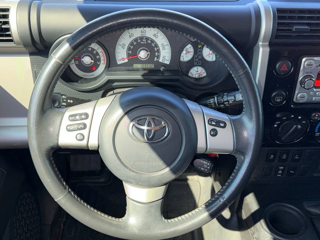 Used 2014 Toyota FJ Cruiser 4WD w/ Upgrade Package image 15