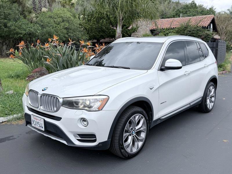Used 2017 BMW X3 xDrive28i w/ Technology Package AWD/4WD image 1