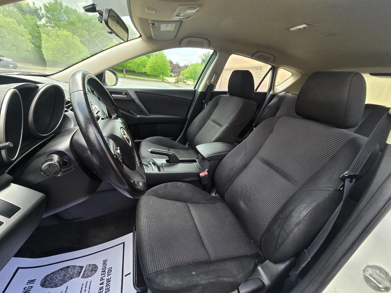 Used 2012 MAZDA MAZDA3 i Touring FWD image 22
