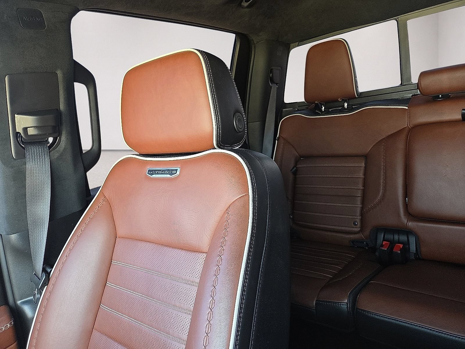 Used 2024 GMC Sierra 2500 Denali Ultimate AWD/4WD image 30