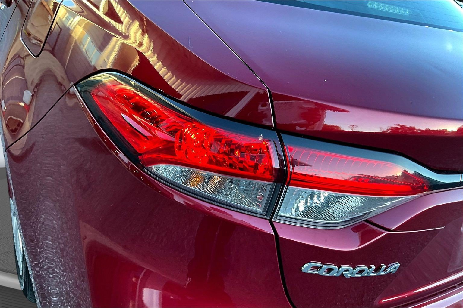 Used 2024 Toyota Corolla LE FWD image 20