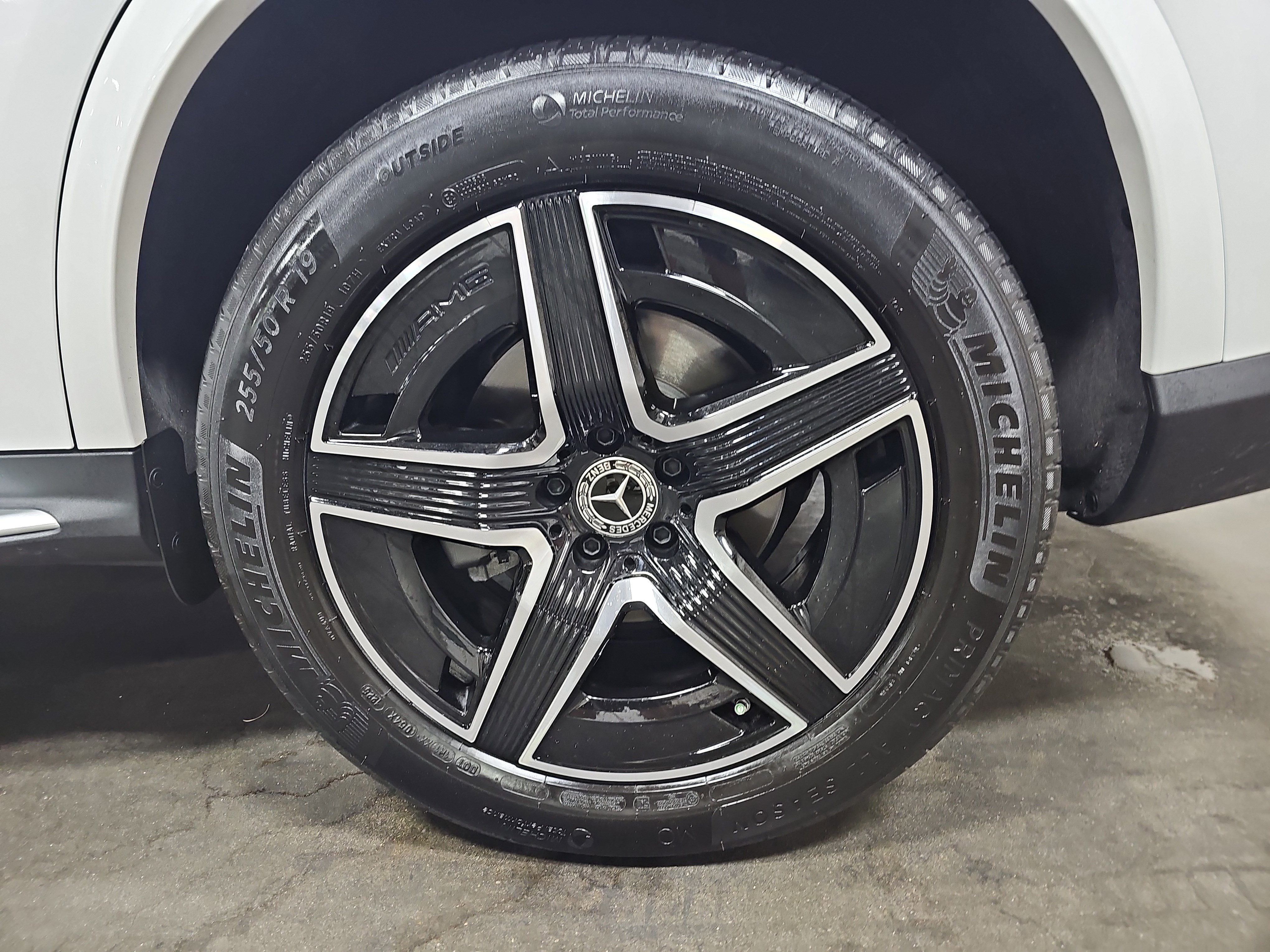 Certified 2026 Mercedes-Benz GLC 300 image 35