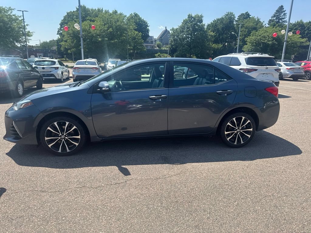 Used 2018 Toyota Corolla XSE FWD image 4