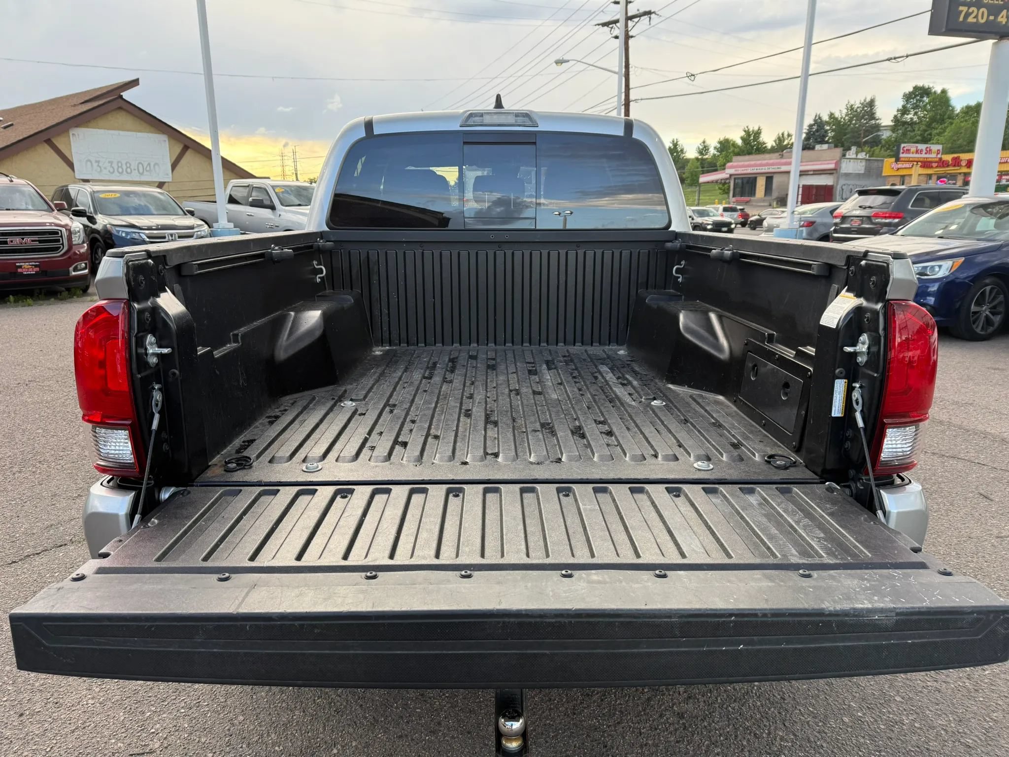 Used 2023 Toyota Tacoma SR5 w/ Technology Package AWD/4WD image 29