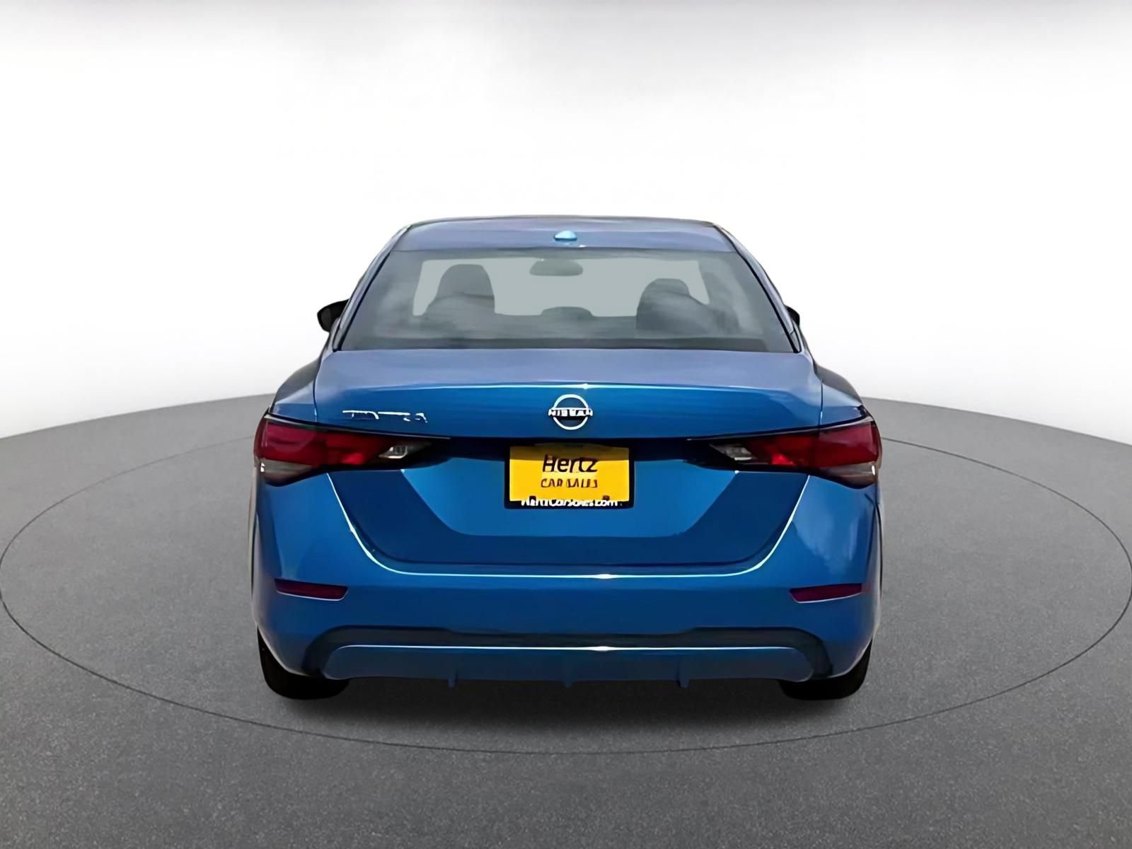 Used 2025 Nissan Sentra SV FWD image 6