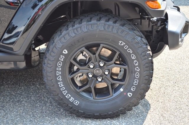New 2026 Jeep Gladiator Sport AWD/4WD image 10