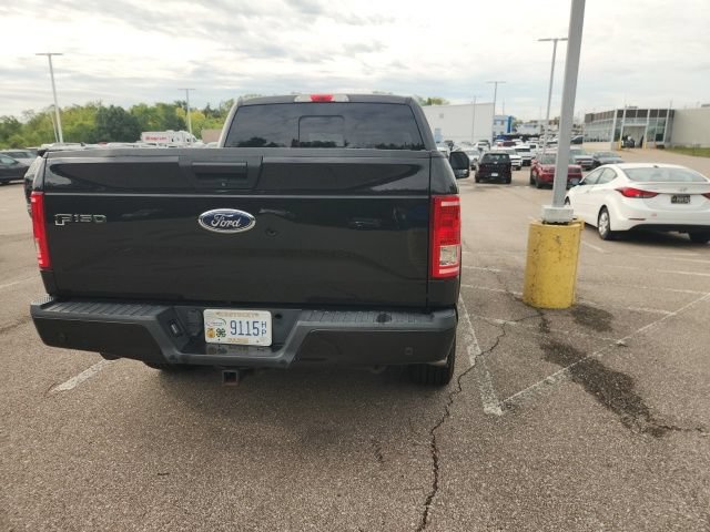 Used 2015 Ford F150 XLT w/ Equipment Group 302A Luxury AWD/4WD image 8