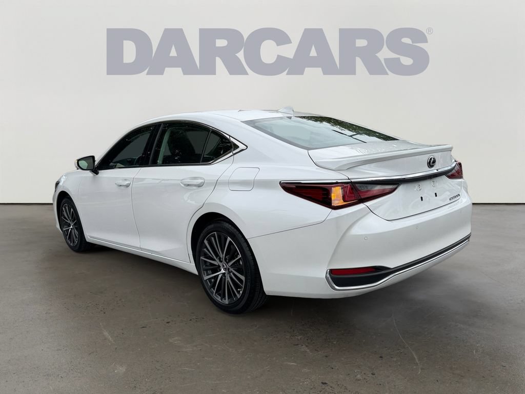 Certified 2025 Lexus ES 300h w/ Premium Package FWD image 4