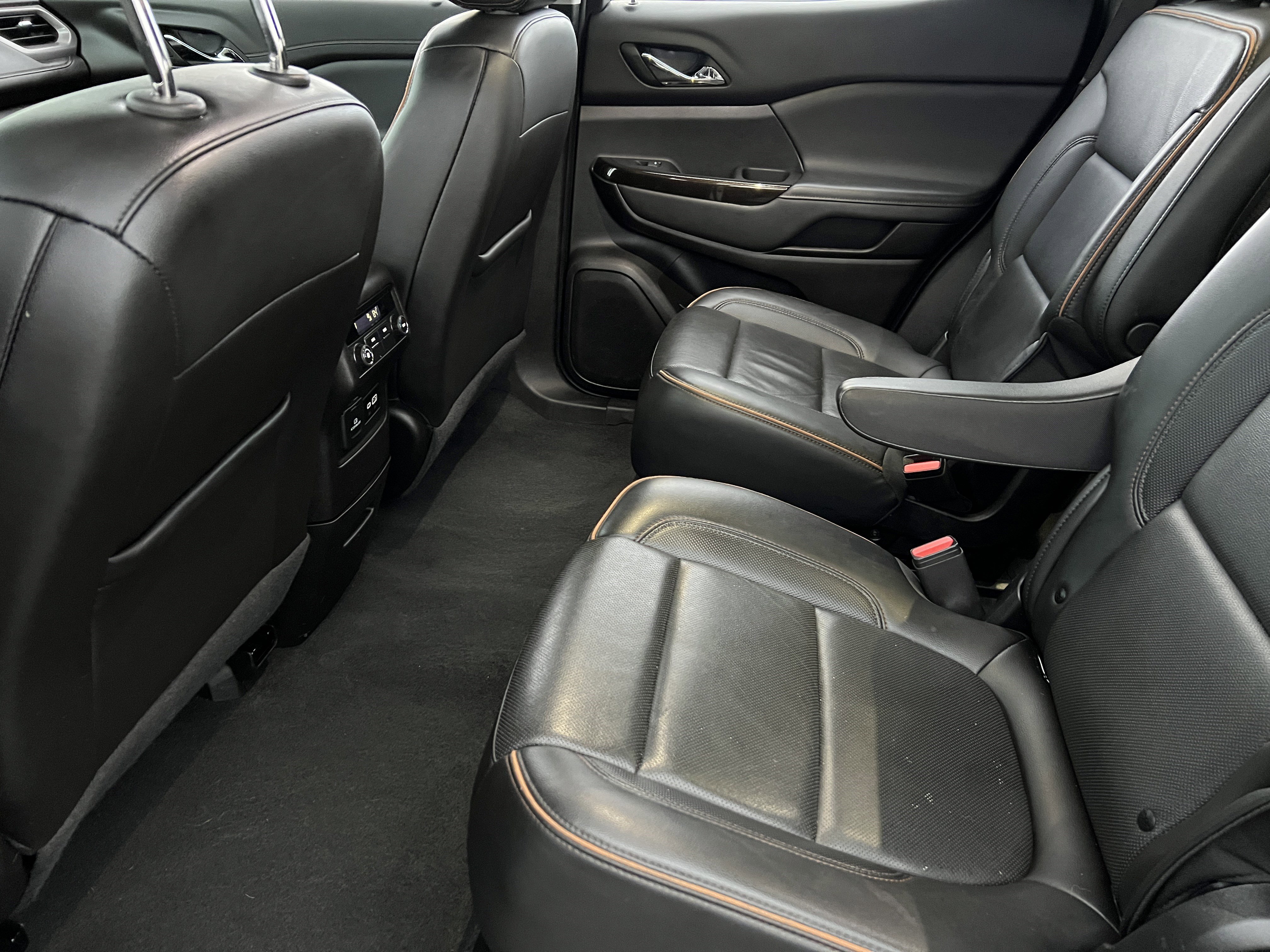 Used 2023 GMC Acadia AT4 w/ Trailering Package image 17