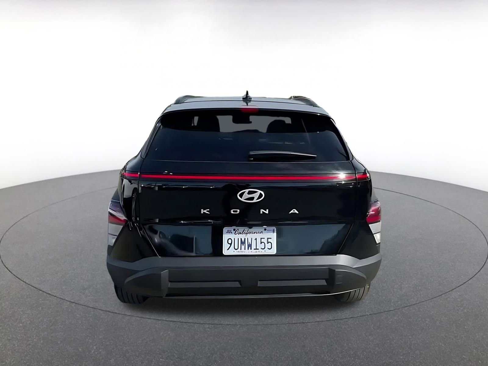 Used 2025 Hyundai Kona SEL image 12