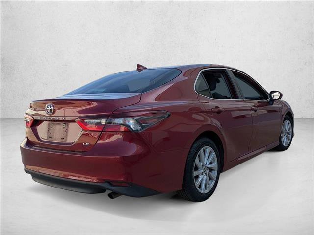 Used 2022 Toyota Camry LE image 5