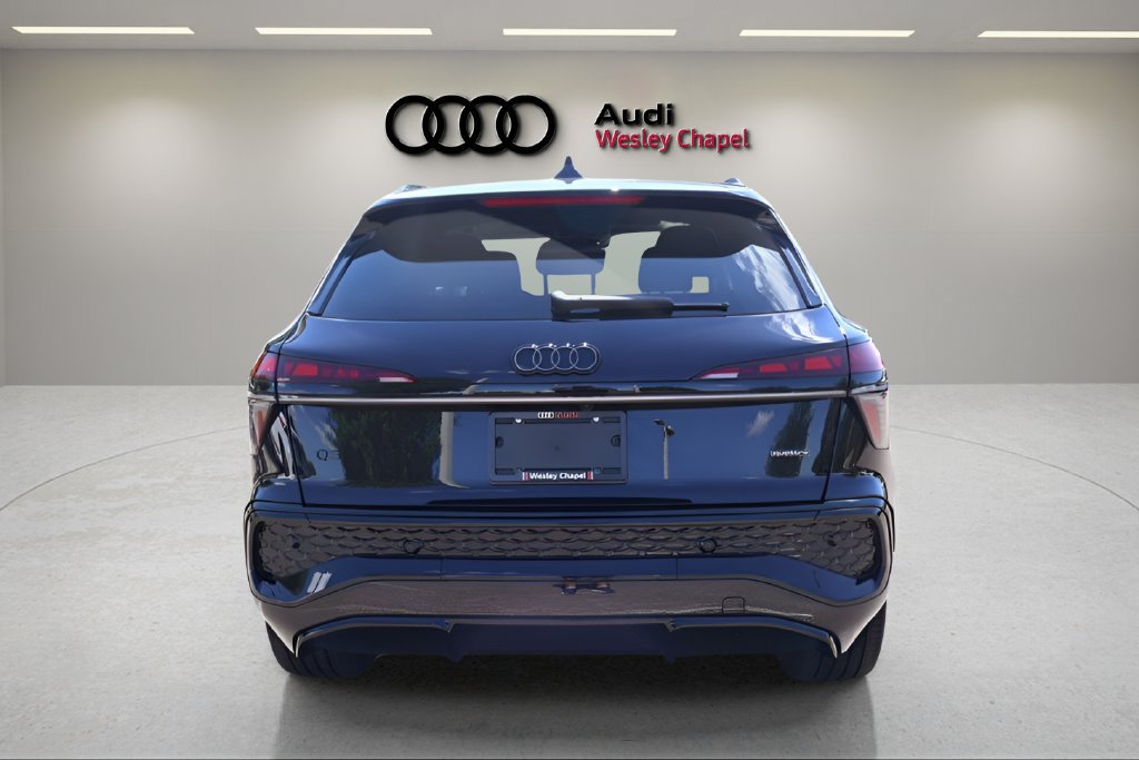New 2026 Audi Q3 quattro 2.0T w/ Technology Package AWD/4WD image 4