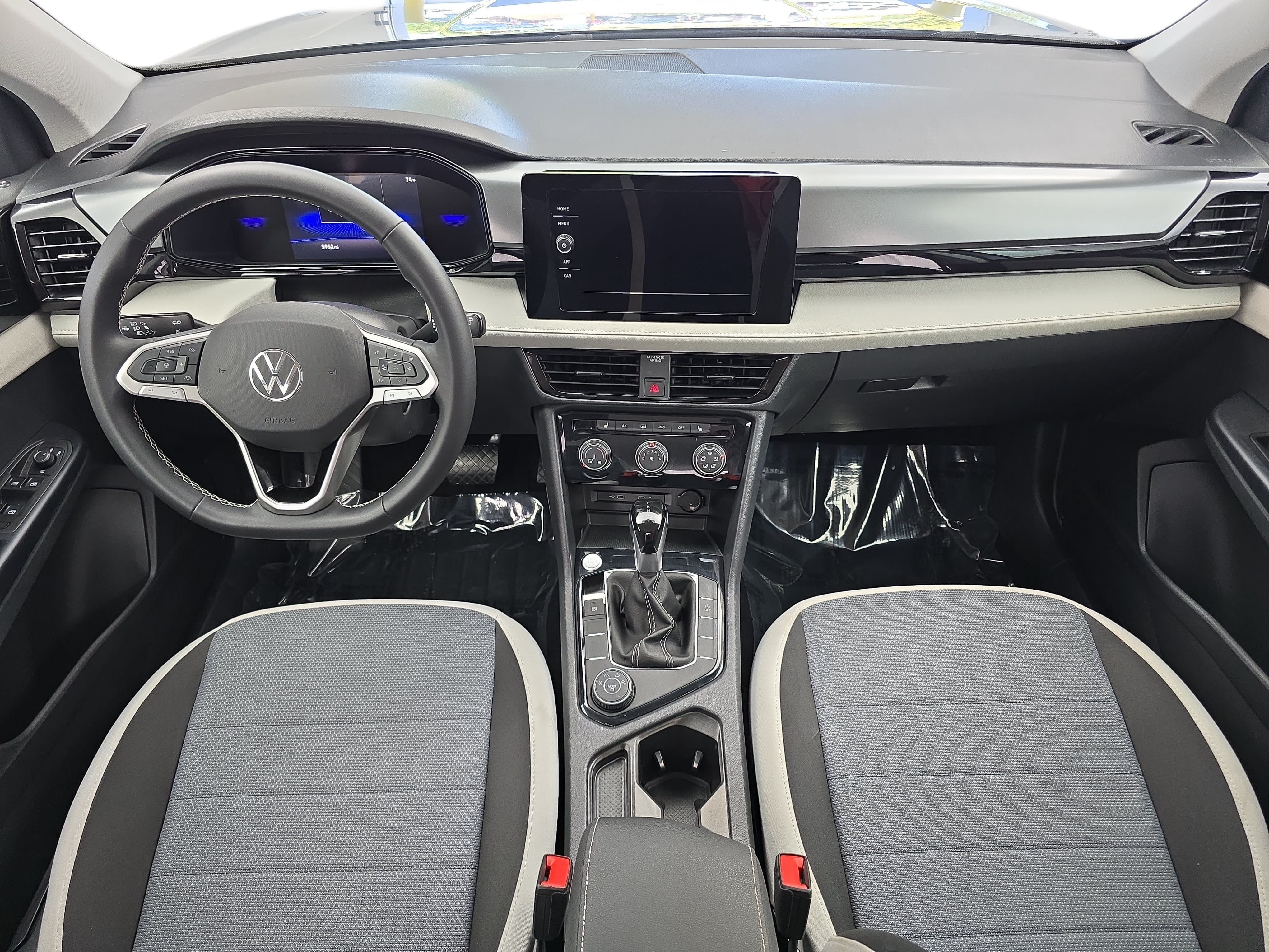 Used 2025 Volkswagen Taos S AWD/4WD image 9
