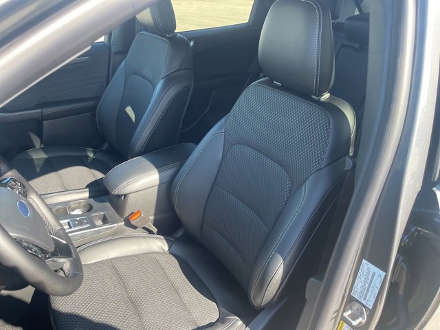 New 2024 Ford Escape SE image 11