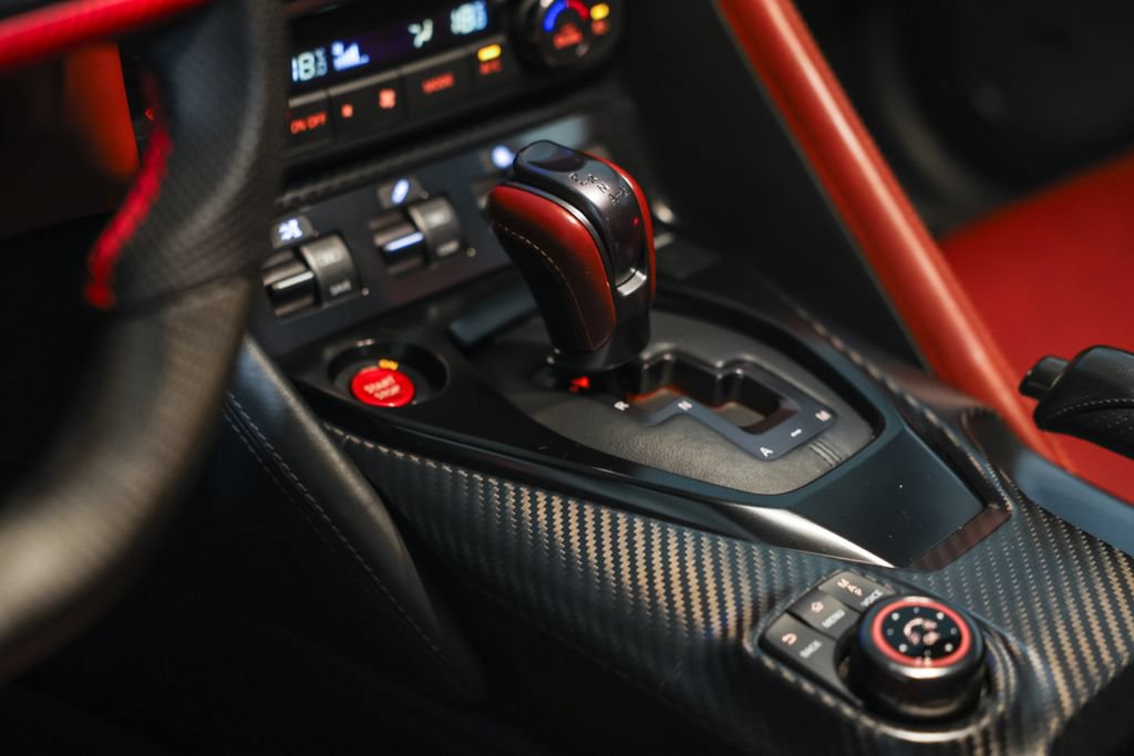 Used 2017 Nissan GT-R Premium AWD/4WD image 29