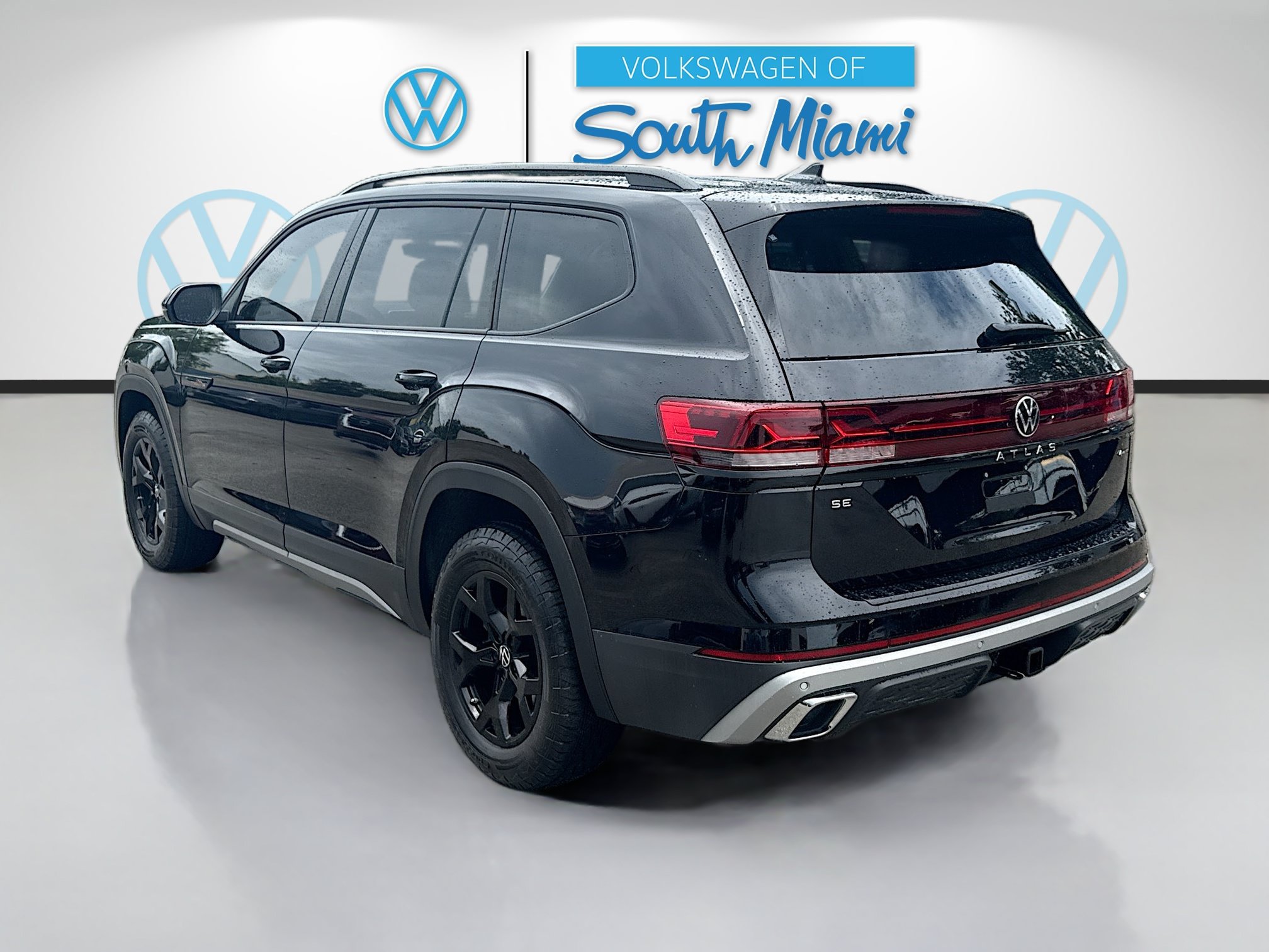 Certified 2026 Volkswagen Atlas Peak Edition AWD/4WD image 5