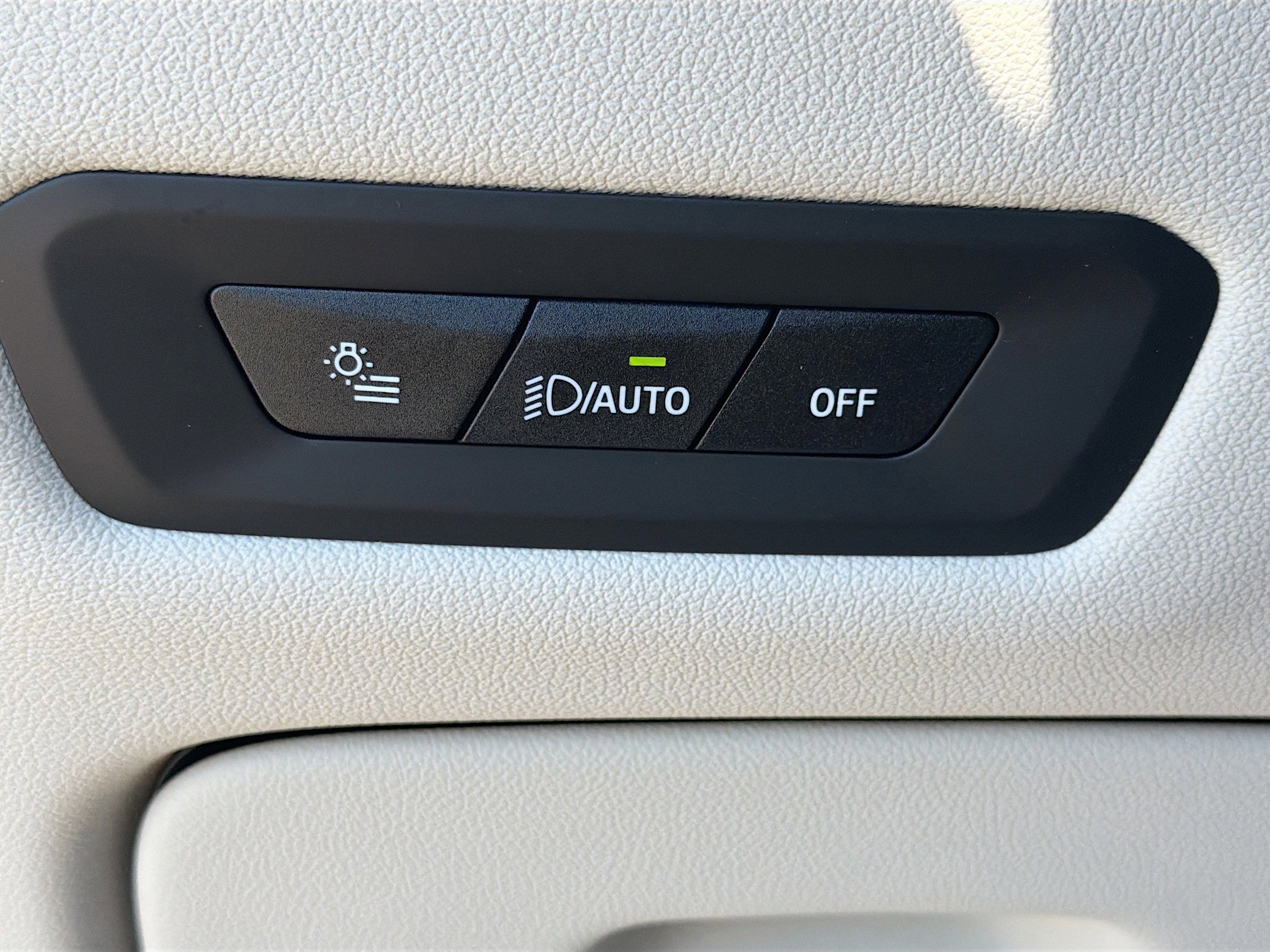 New 2026 BMW X5 xDrive50e w/ Executive Package image 36