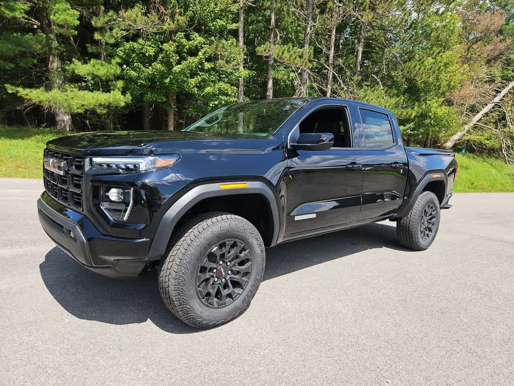 New 2026 GMC Canyon Elevation w/ Convenience Package AWD/4WD image 1