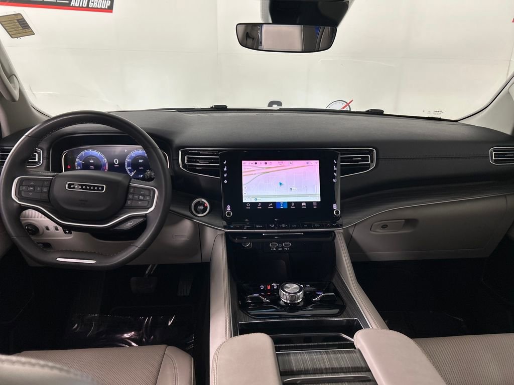 Used 2024 Jeep Wagoneer Series III image 18