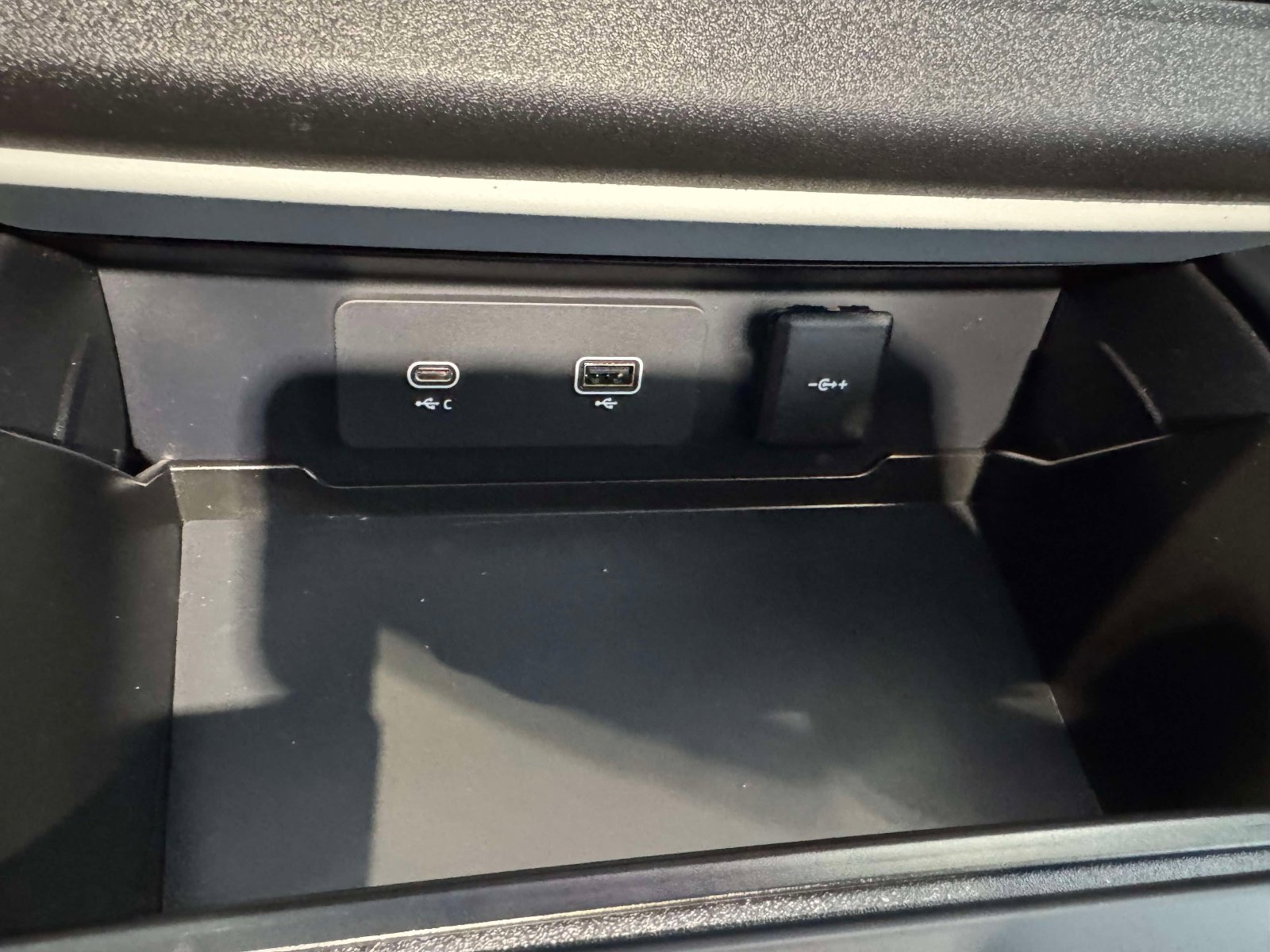 Used 2021 Land Rover Defender 110 S image 30