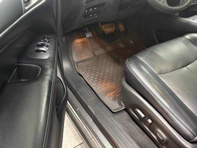 Used 2020 Nissan Pathfinder SL FWD image 14