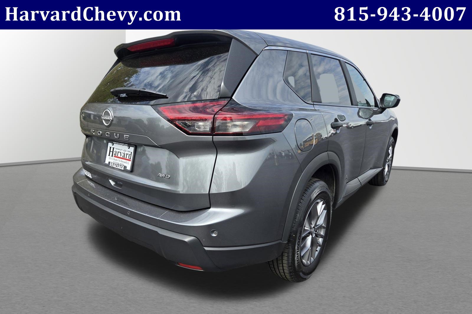 Used 2024 Nissan Rogue S AWD/4WD image 4